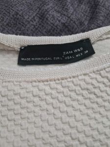 Zara W&B White Textured Top thick quarter sleeves