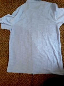 trending men Textured Button-Up Shirt