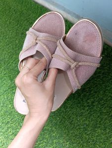 sandels