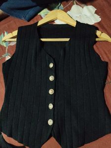 Sleek Black Buttoned Sleeveless Top Pants