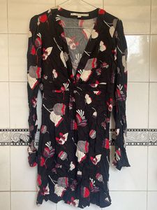 Chic Black Floral Print Mini Dress