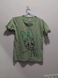 Cute Daisy Duck T-Shirt