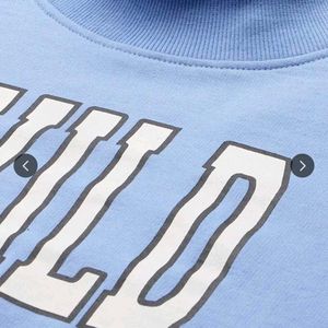 crop sweatshirt