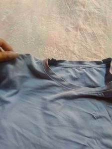 Tops Buy 1 get one free🥳 (women'