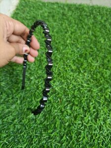 Black Flexible Metal Wavy and Spring Band Unisex Men Women Girl