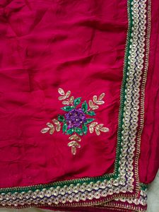 Red marronish crushed saree crepe with beautiful b