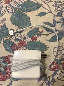 Apple MacBook Charger (Replacement Version)