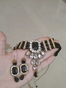 Elegant Black &amp; White Jewelery Set