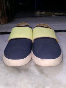 Puma Navy Blue &amp; Flourocemt Green Slip-on Sneakers