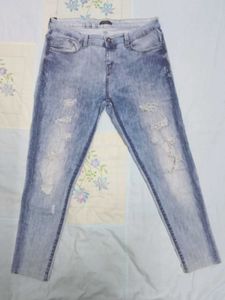 Distressed Acid Wash Ankle Jeans