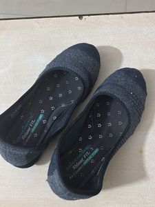 Skechers Women's Dark Grey Flats