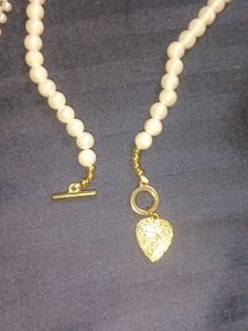 Elegant Pearl Necklace Set of 2