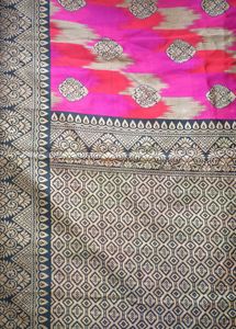 Elegant colour combination saare