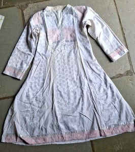 White Embroidered Kurta