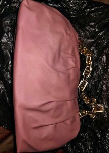 Chic Pink Shoulder Bag with Gold Chain