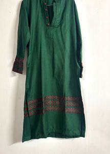 Green Embroidered Kurta