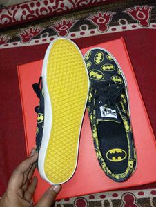 Batman men's graphic sneakers