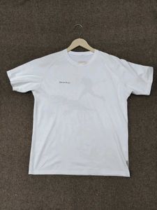 White Graphic Print T-shirt