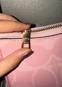 Coach 💗 Pink branded Handbag ✨