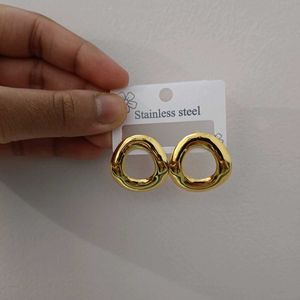 Chunky Gold Geometric Hoop Earrings