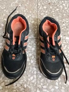 Black & Orange Sports Shoes