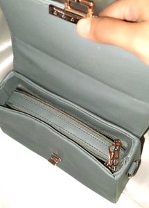 hand or sholder bag