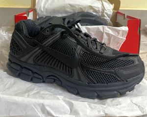 Nike Black Sneakers