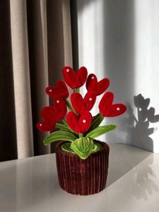 Heart-Shaped Flower Pot Decor