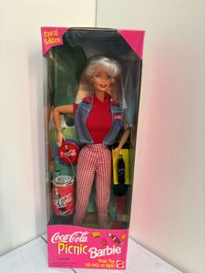 Coca-Cola Picnic Barbie Special Edition