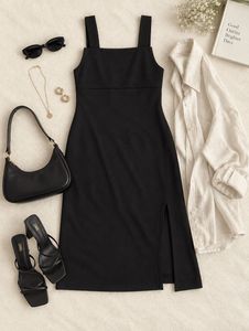 🖤Sleek Black Midi Dress with Slit🖤