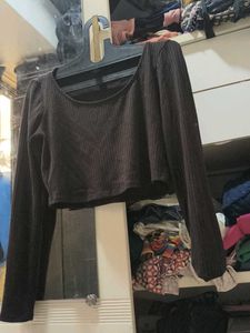 Ribbed Long Sleeve Crop Top