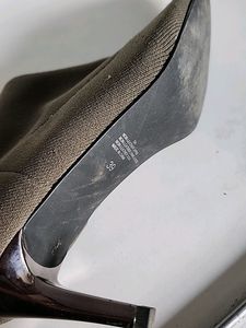 Ribbed High Heel Boots