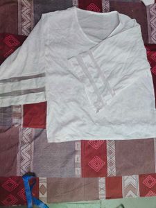 Chic White V-Neck Tunic Top