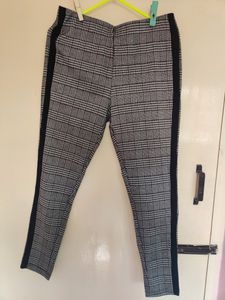 Kraus tregging very comfortable and smart. Non-negotiable