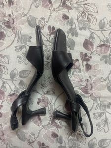 Stylish Black  Heel Sandals