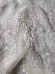 Elegant White Chikankari Kurta