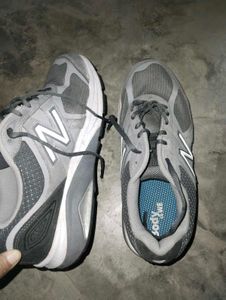Price reduced!!!Original New Balance Gray Running