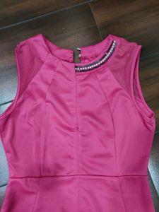 Chic Pink Sleeveless Dress