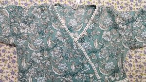 Beautiful Floral Print Kurta Set