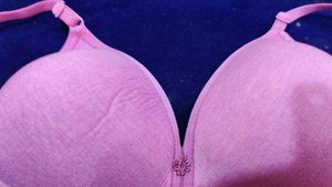 Comfortable Pink Bra one hook br