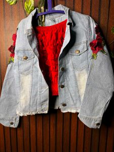 Stylish Denim Jacket with Rose Embroidery
