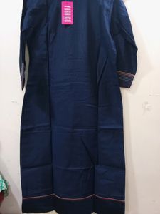 Beautiful Kurti Set With Dupatta And Churidar