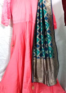 Elegant Pink ethnic gown with Embellished benarasi