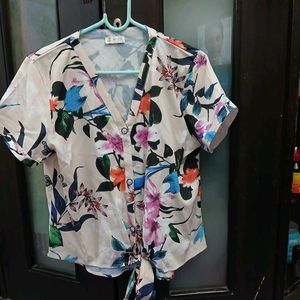 Floral Tie-Front Top XL Size - New W/o Tag