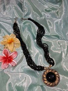 Black Beaded Pendant 🐈‍⬛️