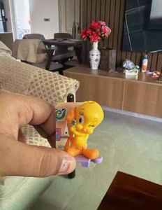 Tweety toy figure duo