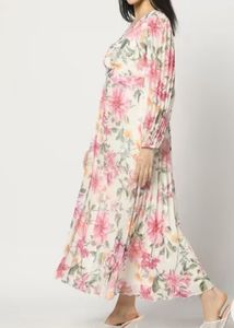 Floral Print Pleated Maxi Dress