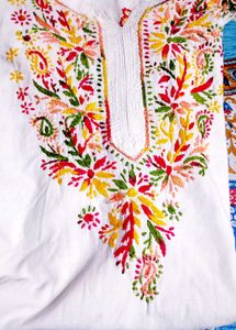 handwork chikenkari kurti