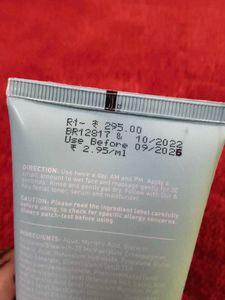 Dot &amp; Key Deep Pore Clean Milky Foam Cleanser