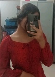 Chic Red Puff Sleeve Top